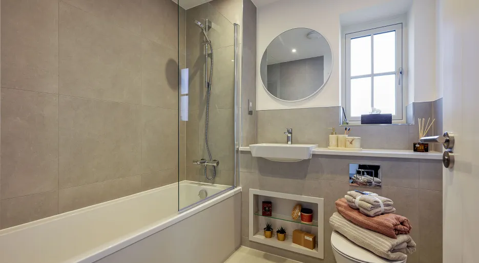 Millside Grange, Number 144, Bathroom